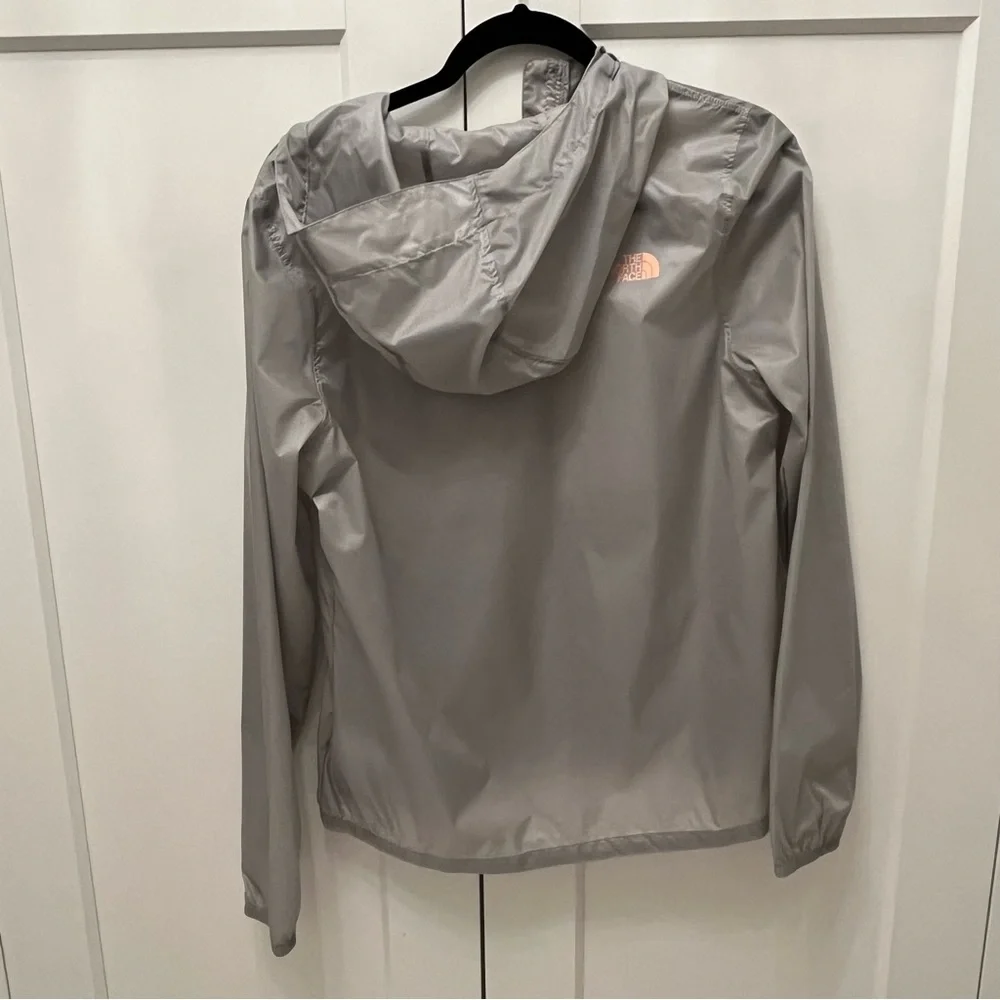 The North Face
Cyclone Water Repellent Rain Jacket Windbreaker Gray/Peach Size M - Picture 7 of 8